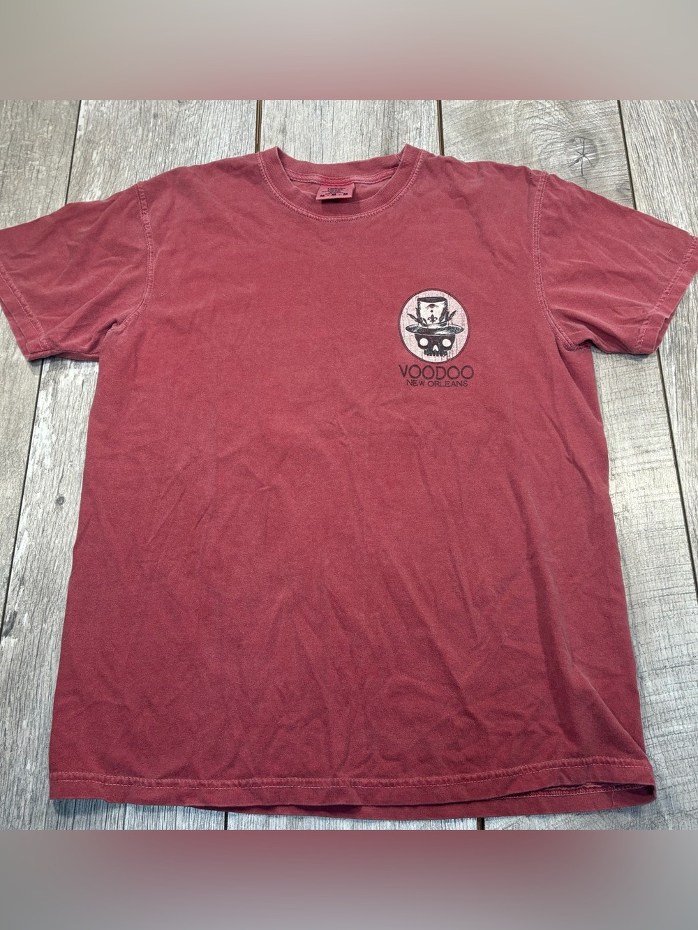 Comfort colors  New Orleans voodoo skulls men’s med washed out burgendy tee